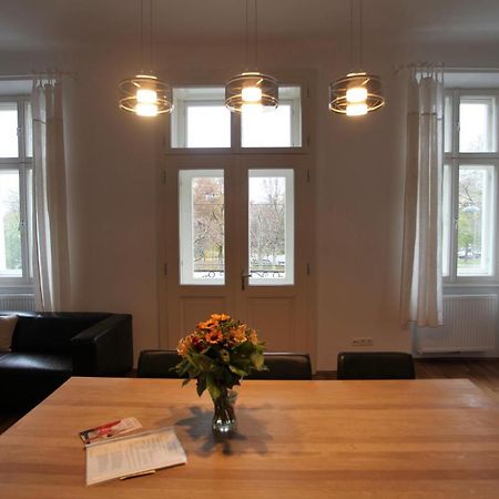 וינה Casa Nostra - Ausgefallene Wohnung Am Augarten מראה חיצוני תמונה