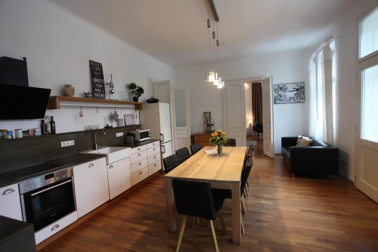וינה Casa Nostra - Ausgefallene Wohnung Am Augarten מראה חיצוני תמונה